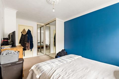 1 bedroom flat for sale - Folkestone Road, Dover, CT17