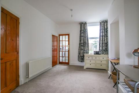 31 Percy Road, Mitcham, CR4 4JW
