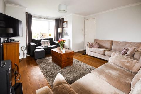 26 Coltman Close, Lichfield, WS14 9YS