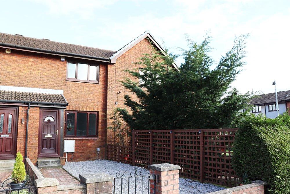 2 Bedroom Mid-Terrace House