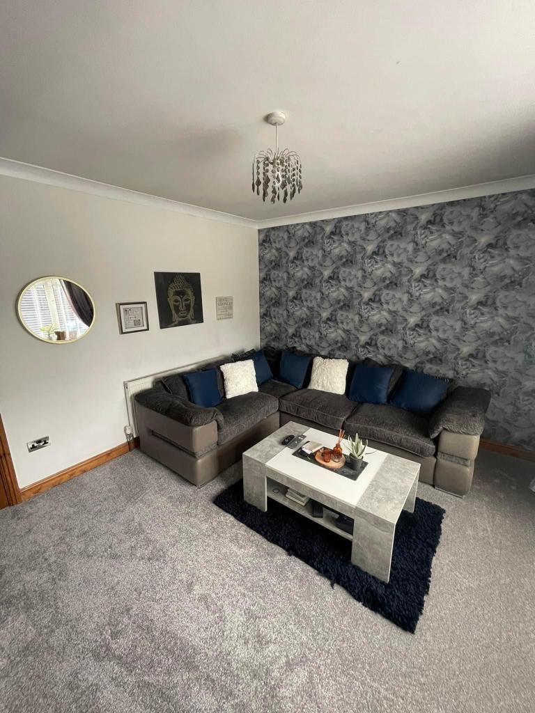 Cradley Road, Hull 2 bed semidetached house £650 pcm (£150 pw)