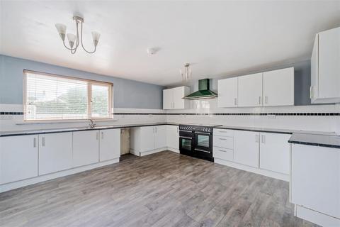 Willow End Fosters Lane, Tintagel, PL34 0BT