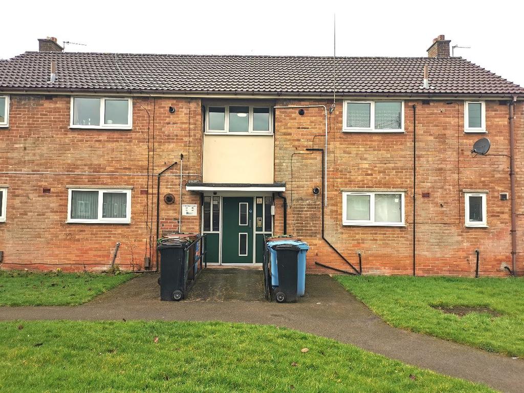 Tarporley Close, Adswood, Stockport, SK3 1 bed flat £650 pcm (£150 pw)