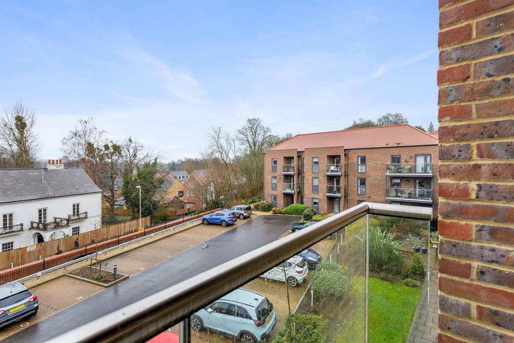 01-1d344458-2a55-43f2-a22e-2b8d51a371d5 SHPMCS 57 Au