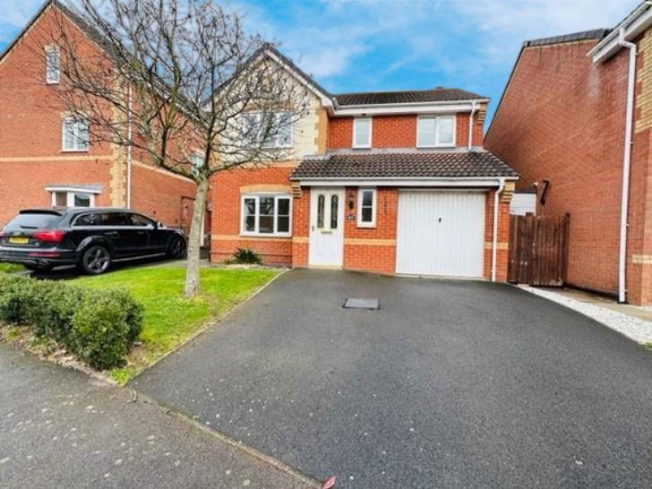Harvest Fields Way, Sutton Coldfield 4 bed house £1,450 pcm (£335 pw)