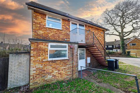 17 Coles Hill, Hemel Hempstead, HP1 3JN