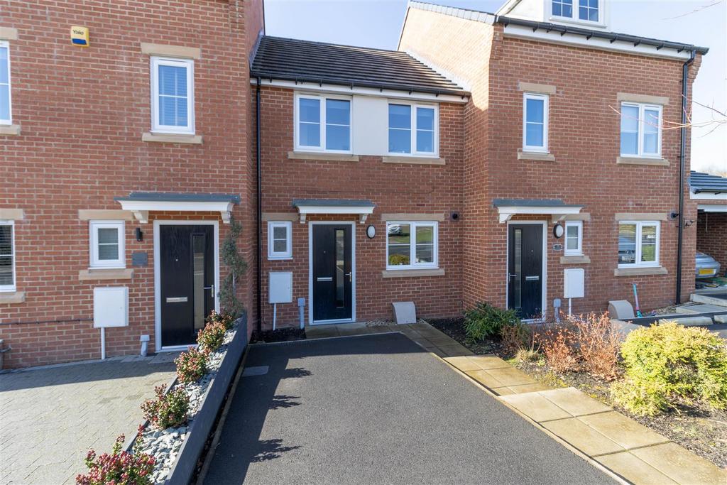 Wellhouse Road, Newton Aycliffe 2 bed terraced house £125,000