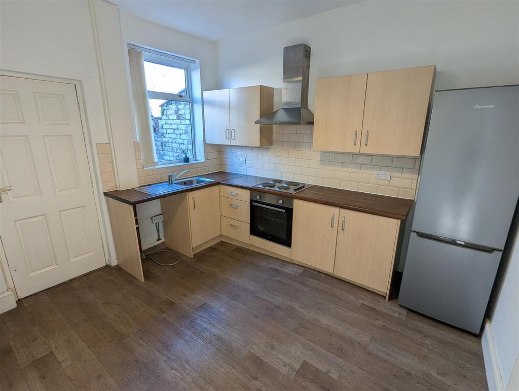 Garden Street, Eccles, Manchester 2 bed terraced house £825 pcm (£190 pw)