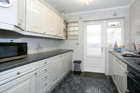 24 Hillside Road, Bushey, WD23 2HA