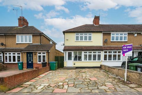 2 bedroom end of terrace house for sale - Fern Way, Watford, Hertfordshire, WD25