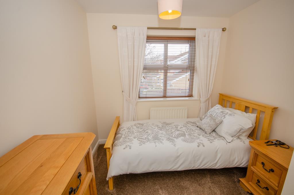 Bedroom 4.jpg