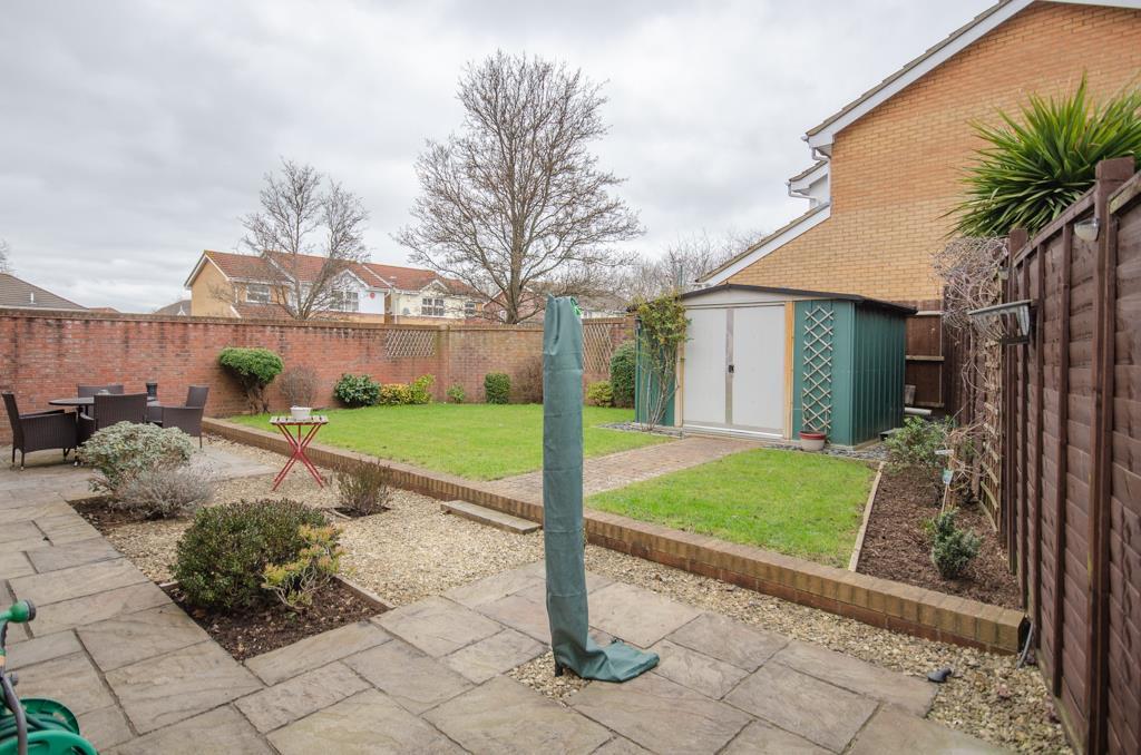 Rear garden pic 2.jpg