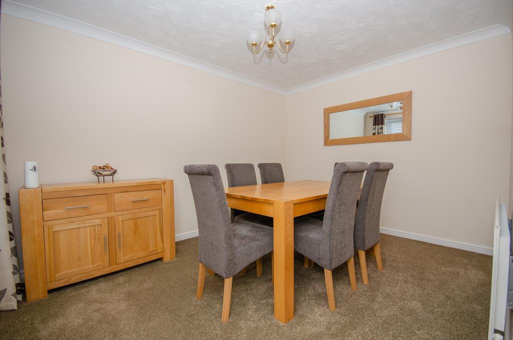 Dining room.jpg