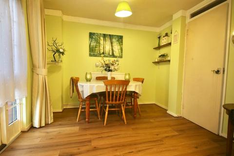 23 Parkway, Erith, DA18 4HG