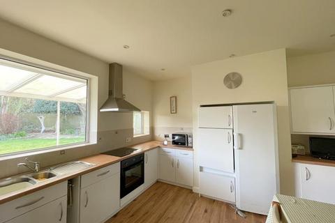 44 Beacon Drive, Loughborough, LE11 2BD