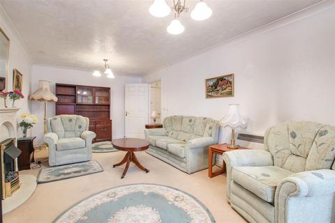 2 bedroom retirement property for sale - Cliff Richard Court, High Street, Cheshunt