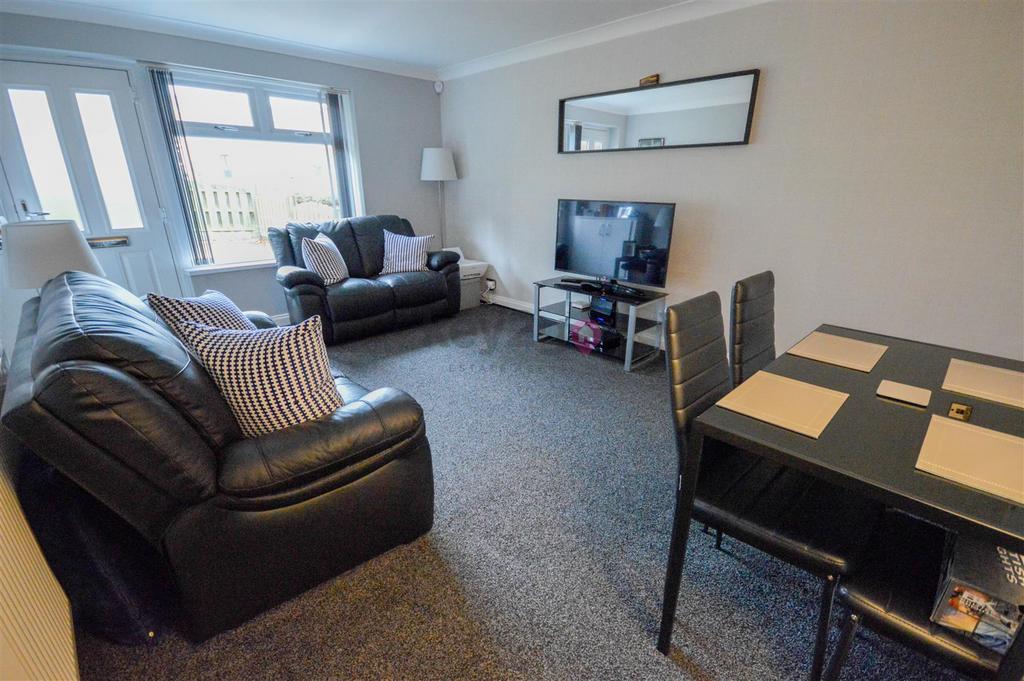Highwood Place, Eckington, Sheffield 2 bed terraced house £155,000