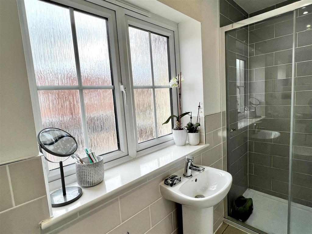 Image00014.jpeg