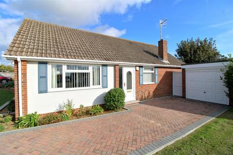 3 bedroom detached bungalow for sale - Kingston Way, Seaford