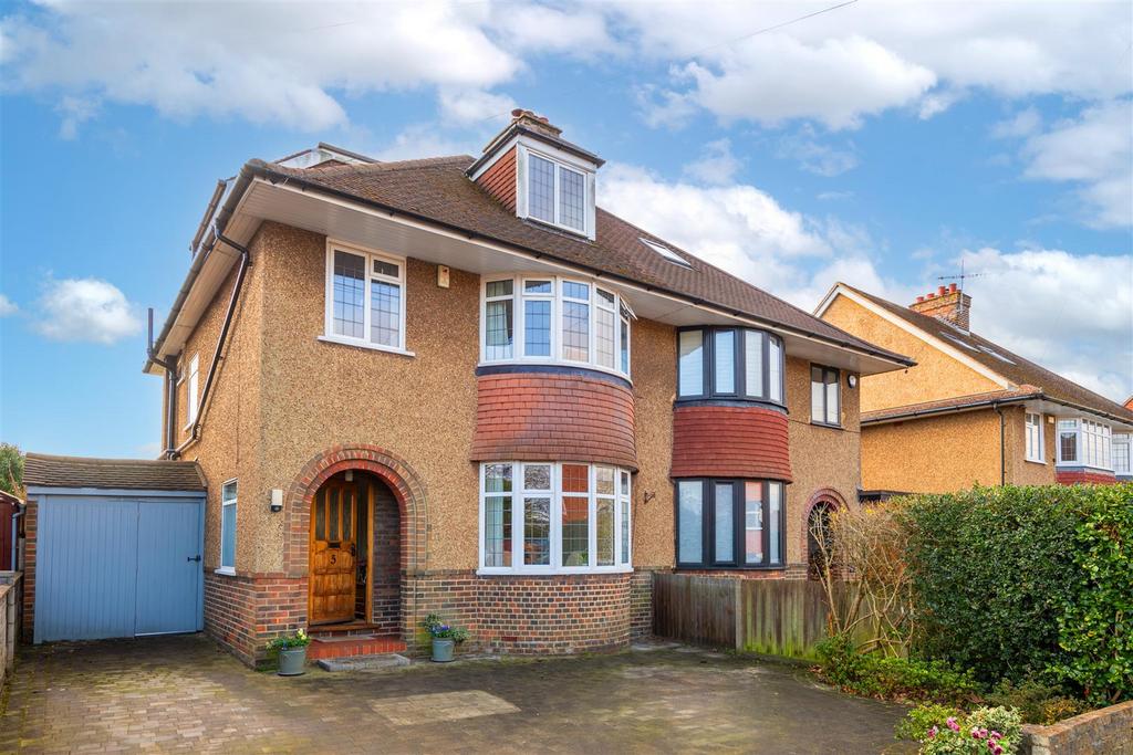 Redstone Manor, Redhill 5 bed semidetached house £650,000