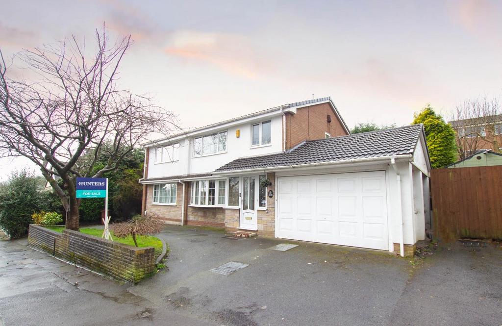 Harwood Street, Darwen 4 bed detached house £285,000