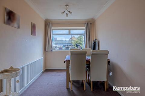 85 Crescent Avenue, Grays, RM17 6AZ