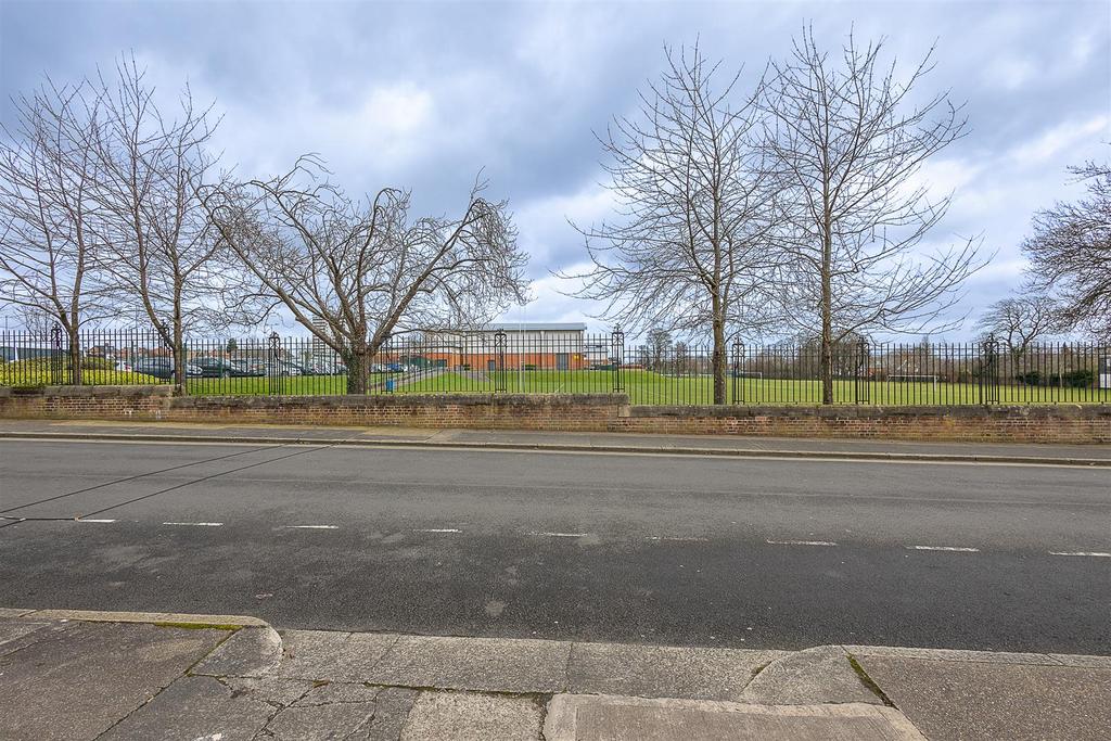 Outlook (Front Garden)