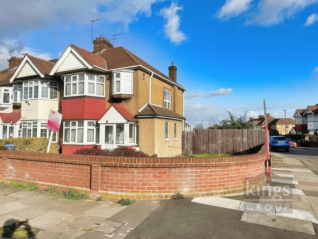 Great Cambridge Road, Waltham Cross 3 bed end of terrace house £500,000