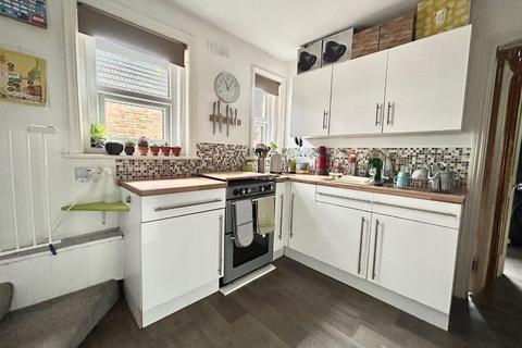 Flat 2, 223 Cheriton Road, Folkestone, CT19 4AT