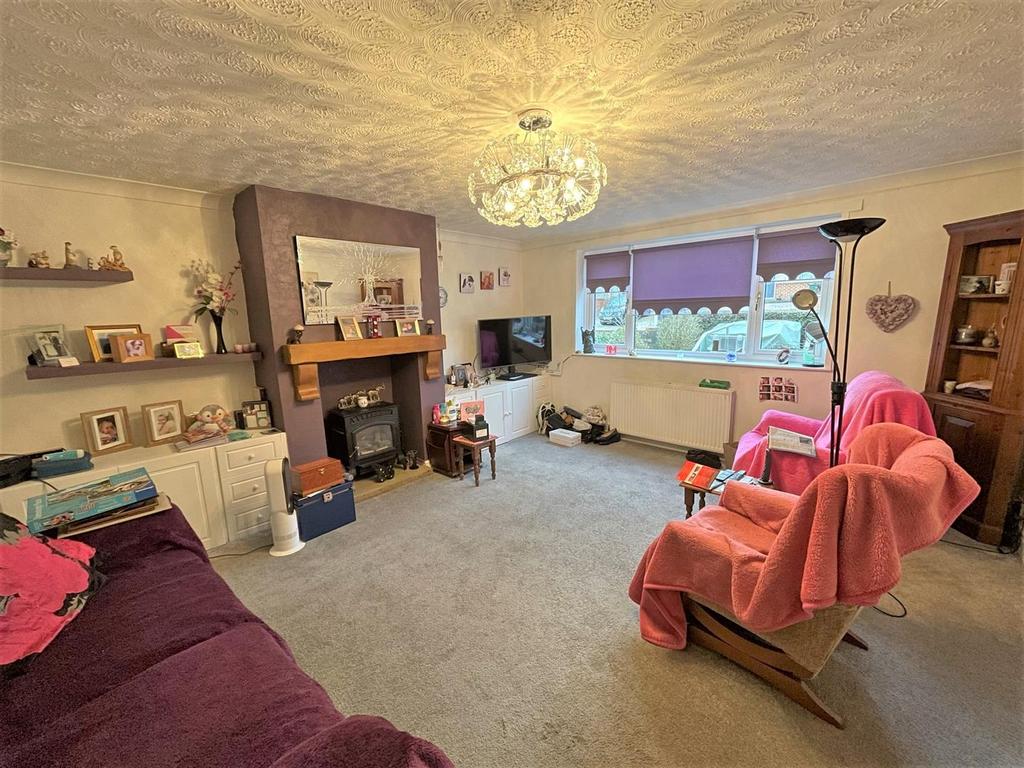 Mayfield Avenue, Clitheroe, Ribble... 3 bed house £195,000