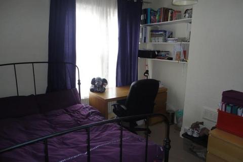27 Howard Road, Leicester, LE2 1XG