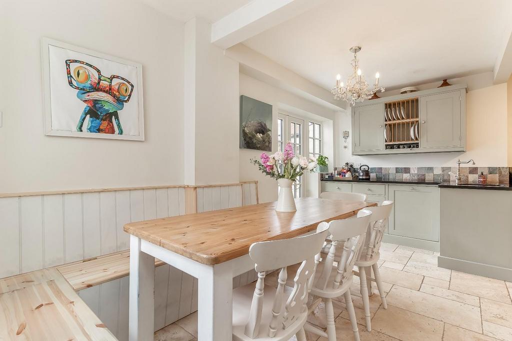 Dining Kitchen - D.jpg