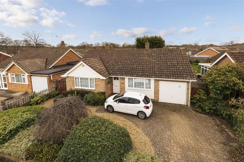 2 bedroom detached bungalow for sale - Wheatsheaf Way, Tonbridge