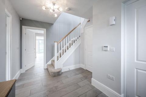 12 Cricketers Grove, Birmingham, B17 8BF