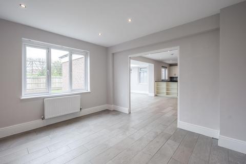 12 Cricketers Grove, Birmingham, B17 8BF