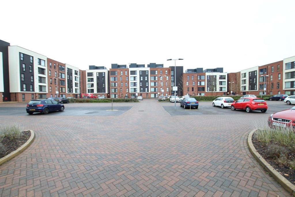 Monticello Way, Coventry 2 bed apartment £825 pcm (£190 pw)