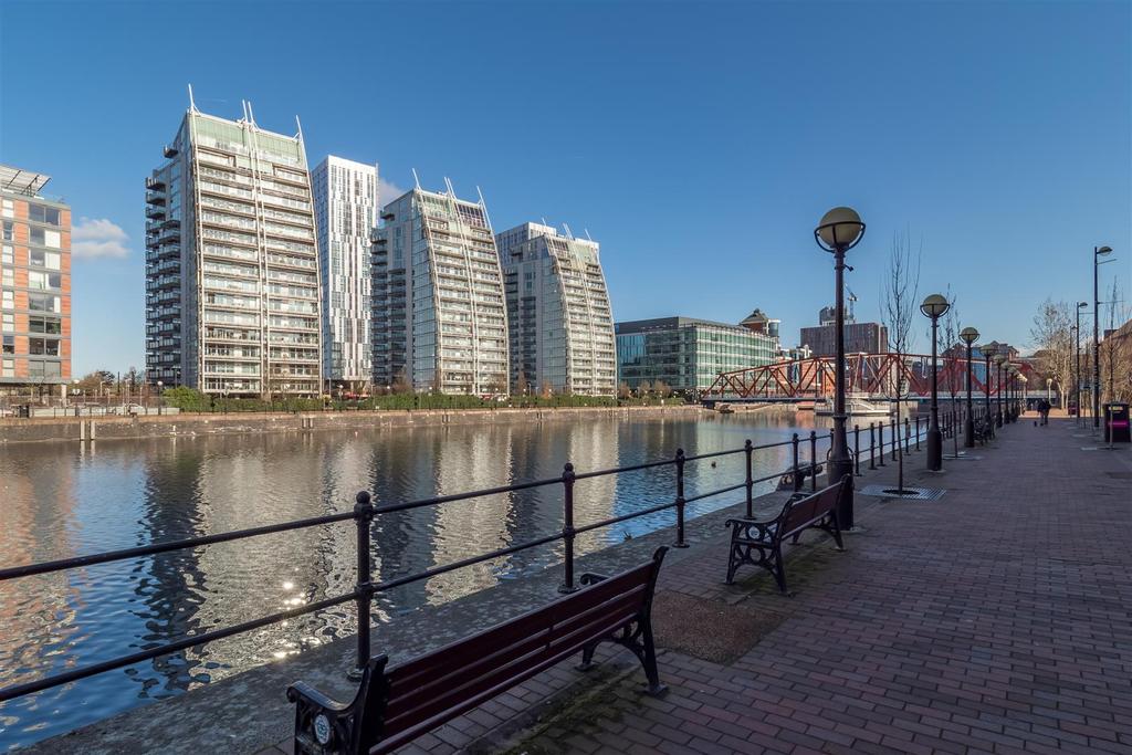 NV Buildings, 100 The Quays, Salford 2 bed apartment £385,000