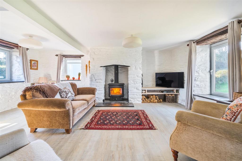 Sitting Room to use.jpg