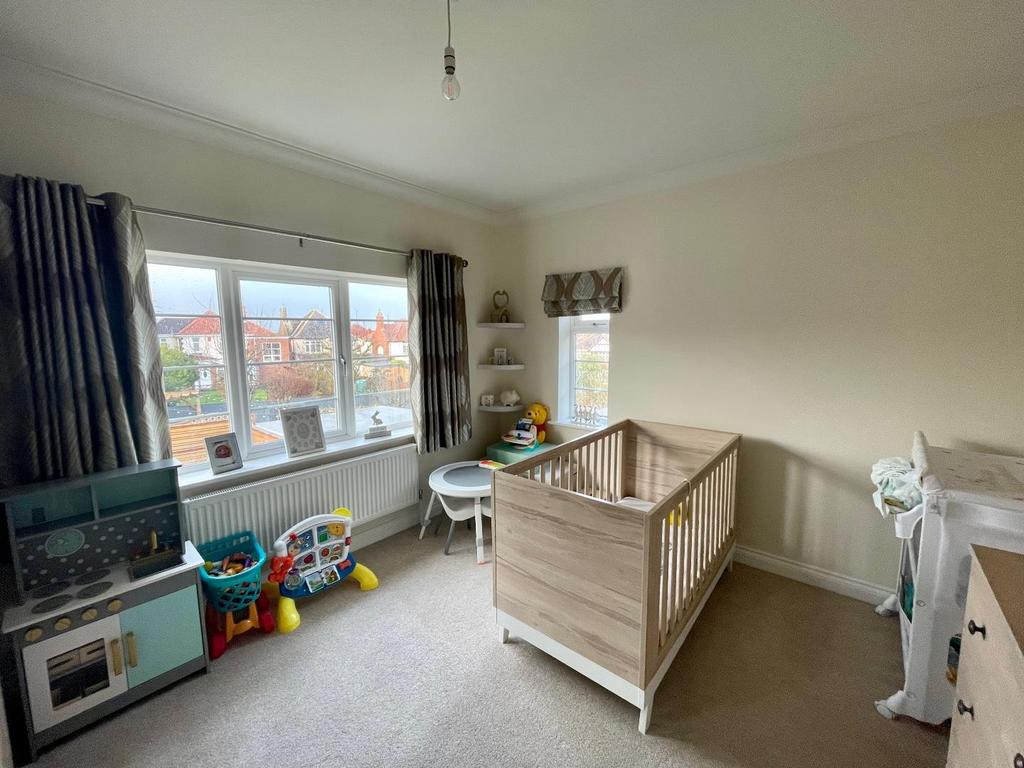 Bedroom 3 (Rear)