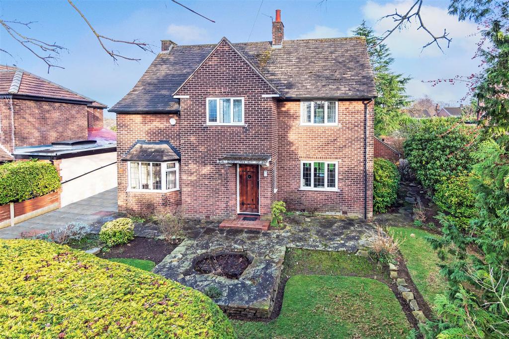 Carlton Road, Hale, Altrincham 4 bed detached house £900,000