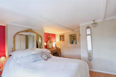 3 bedroom cottage for sale - Bay Road, Gillingham