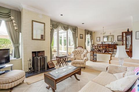 15 Weston Road, Failand, Bristol, BS8 3UR