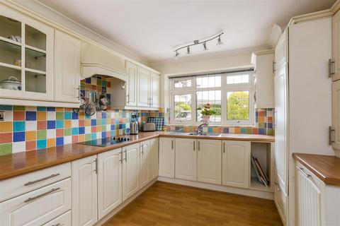 15 Weston Road, Failand, Bristol, BS8 3UR