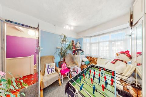 3 bedroom house for sale - Ellerdine Road, Hounslow