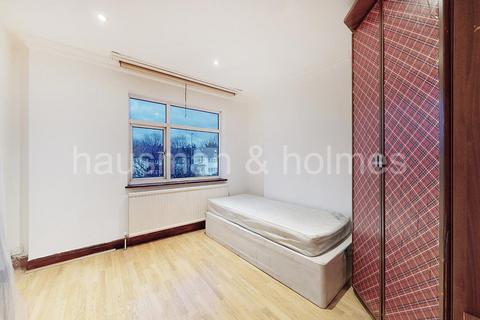 4 bedroom house for sale, Hendon Way, NW2