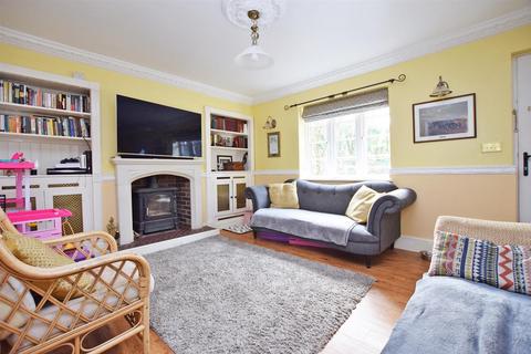 397 Capstone Road, Gillingham, ME7 3JE