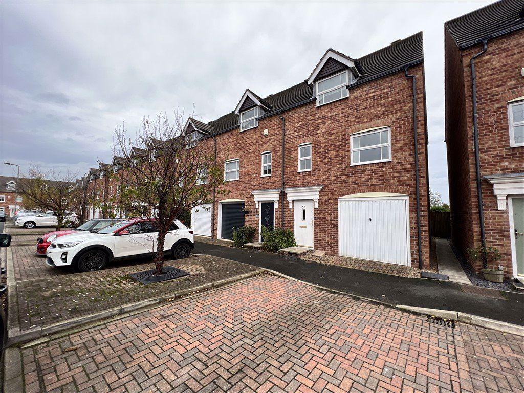 Sandwath Drive, Church Fenton, LS24 3 bed townhouse £1,000 pcm (£231 pw)