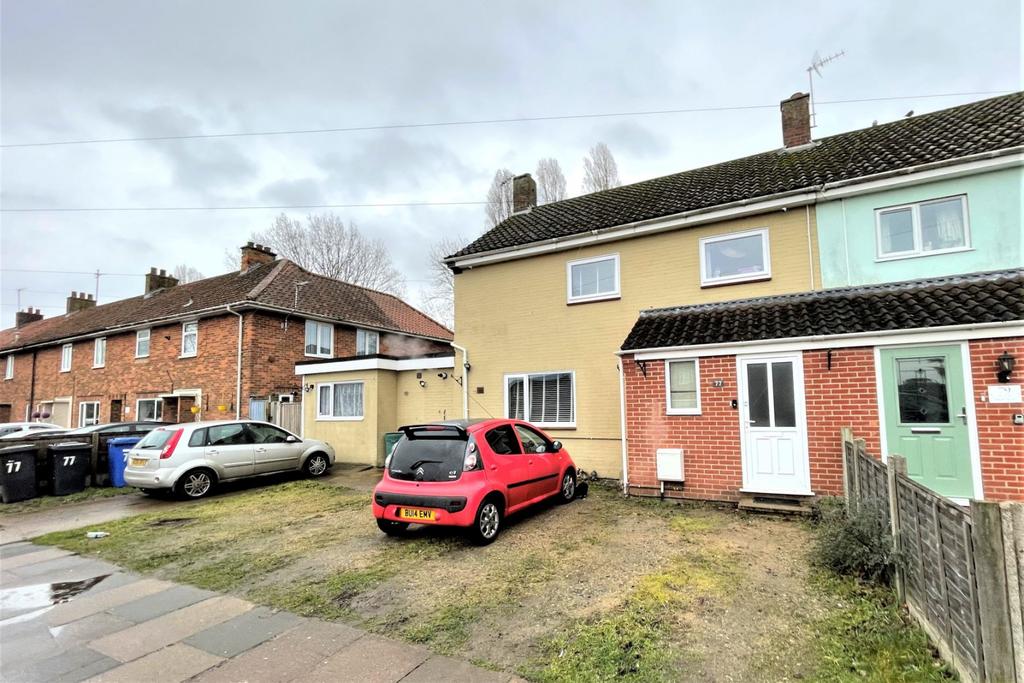 77 Harris Avenue, Lowestoft, NR32 4BD 3 bed semidetached house £265,000