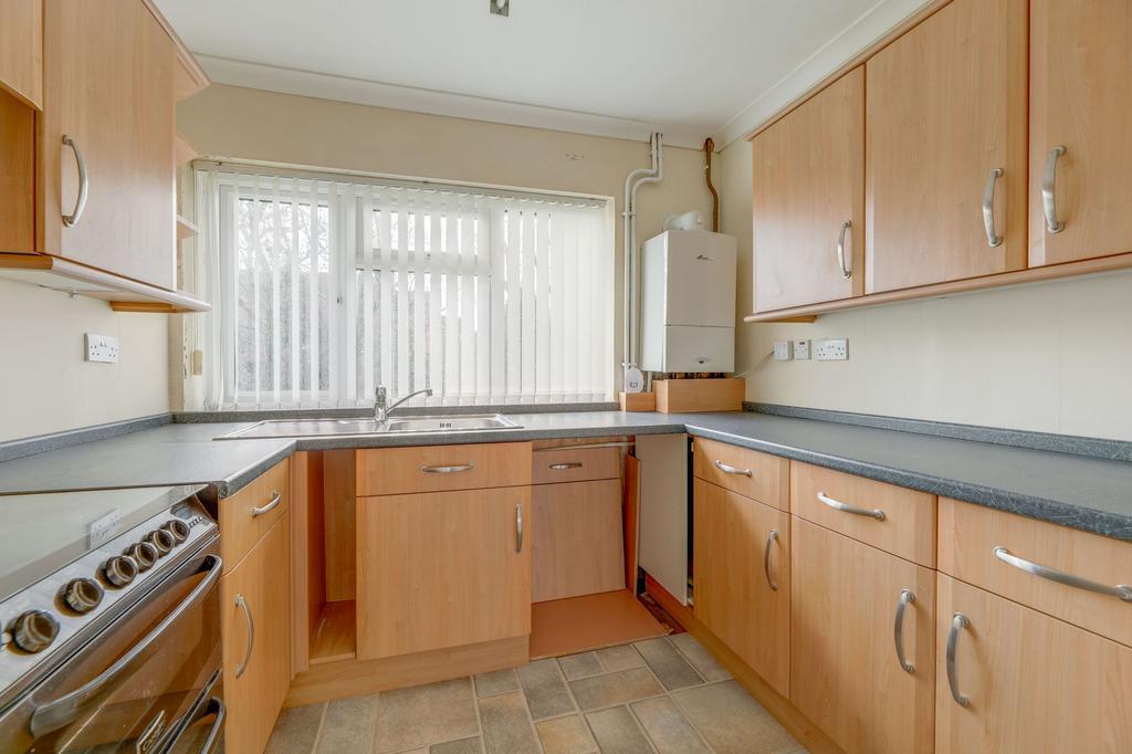 Rowood Drive, Solihull, B92 2 bed for sale £165,000