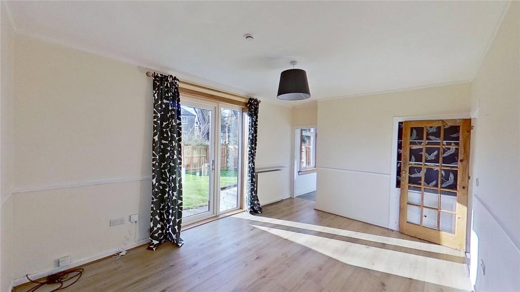 Colinton Mains Green, Edinburgh... 2 bed apartment £895 pcm (£207 pw)